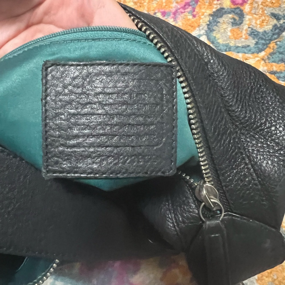 Black coach shoulder bag - Picture 5 of 5